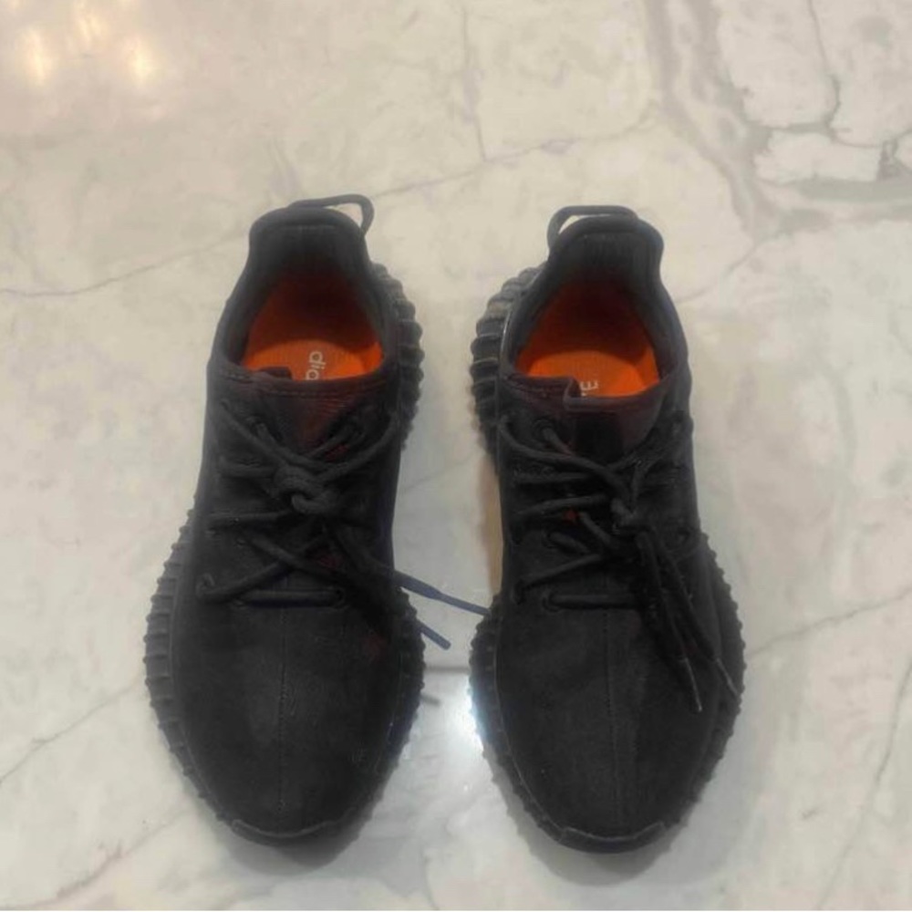 Yezzy Boost 350 v2